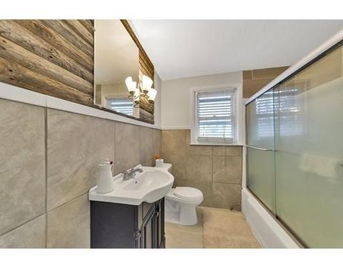 374 Springfield St, Springfield, MA 01107 photo 17