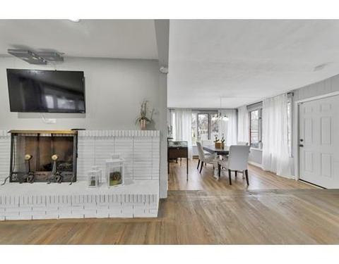 374 Springfield St, Springfield, MA 01107 photo 15