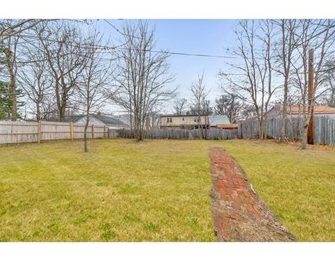 374 Springfield St, Springfield, MA 01107 photo 27