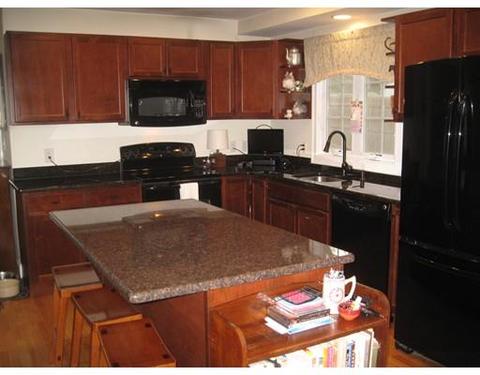 4 Cullivan Ln, South Hamilton, MA 01982 photo 2