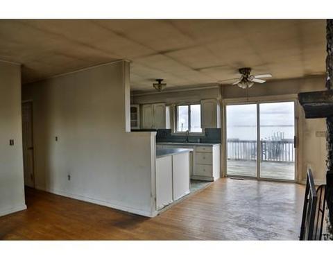 150 Shawomet Ave, Warwick, RI 02889 photo 5