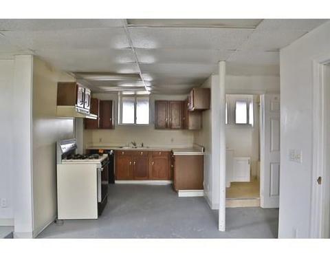 150 Shawomet Ave, Warwick, RI 02889 photo 6