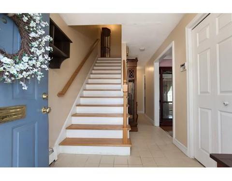 7 Bowker St, Worcester, MA 01604 photo 2