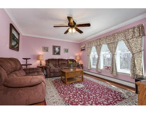 7 Bowker St, Worcester, MA 01604 photo 4