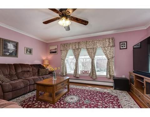 7 Bowker St, Worcester, MA 01604 photo 5