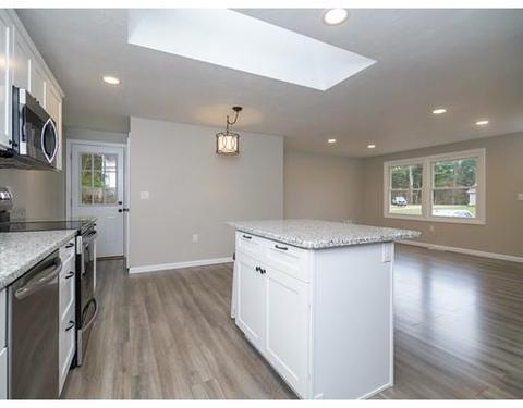 93 Apple Rd, Brimfield, MA 01010 photo 4
