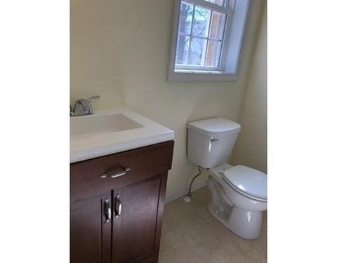 86 Bowker St, Worcester, MA 01604 photo 10