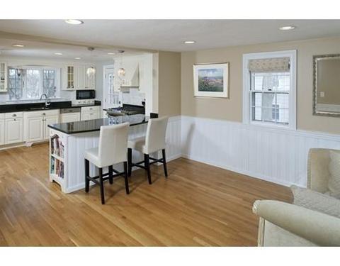 17 Harborview Dr, Hingham, MA 02043 photo 2