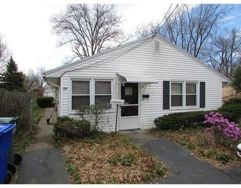 57 Campechi St, Springfield, MA 01104 photo 1