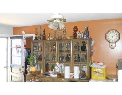 57 Campechi St, Springfield, MA 01104 photo 10