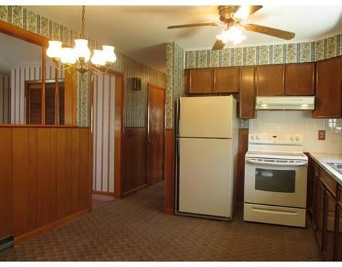 163 Artisan, Chicopee, MA 01013 photo 3