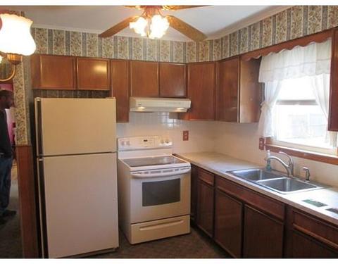 163 Artisan, Chicopee, MA 01013 photo 2