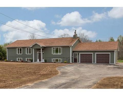 161 Marsh Rd, Pelham, NH 03076 photo 2