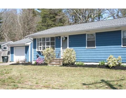17 Hathaway St, Wareham, MA 02571 photo 1