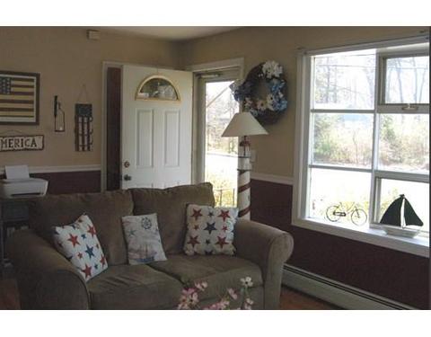 17 Hathaway St, Wareham, MA 02571 photo 5