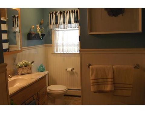 17 Hathaway St, Wareham, MA 02571 photo 9