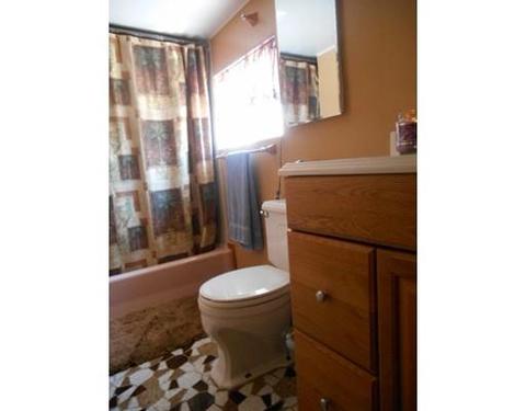 32 Thorne St, Worcester, MA 01604 photo 13