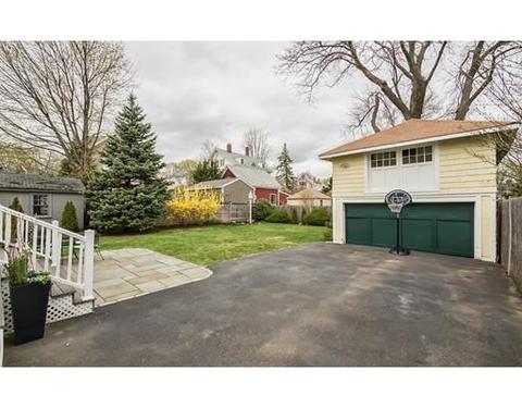 10 Smith St, Marblehead, MA 01945 photo 4