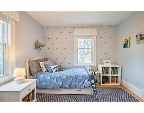 10 Smith St, Marblehead, MA 01945 photo 24