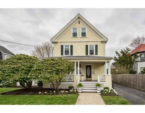 10 Smith St, Marblehead, MA 01945 photo 2