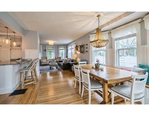10 Smith St, Marblehead, MA 01945 photo 12