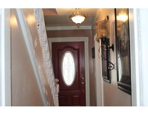 74 Andrew St, Springfield, MA 01109 photo 5
