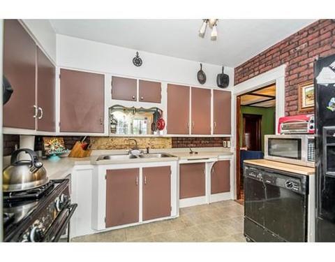 65 Tuttle St, Fall River, MA 02724 photo 6