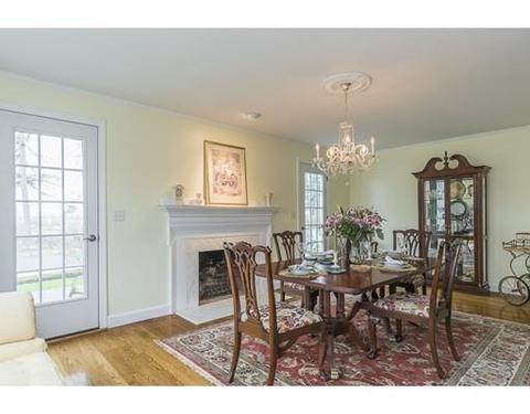 2 Oceanside Dr, Beverly, MA 01915 photo 12