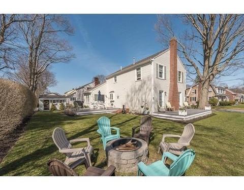 2 Oceanside Dr, Beverly, MA 01915 photo 2
