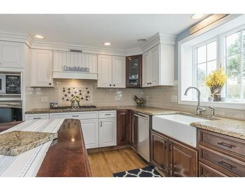 2 Oceanside Dr, Beverly, MA 01915 photo 7