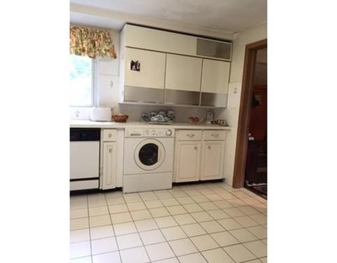 20 Eisenhower Rd, Framingham, MA 01701 photo 4