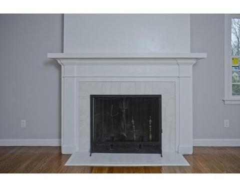 93 Haskin St, Springfield, MA 01109 photo 12
