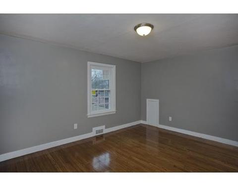 93 Haskin St, Springfield, MA 01109 photo 15