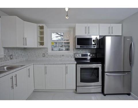 93 Haskin St, Springfield, MA 01109 photo 3