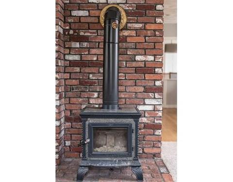16 Spring St, Wakefield, MA 01880 photo 13