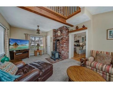 16 Spring St, Wakefield, MA 01880 photo 11