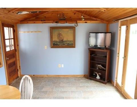 10 Chipman Rd, Beverly, MA 01915 photo 4