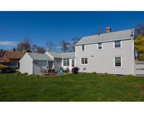40 Oregon St, Springfield, MA 01118 photo 5