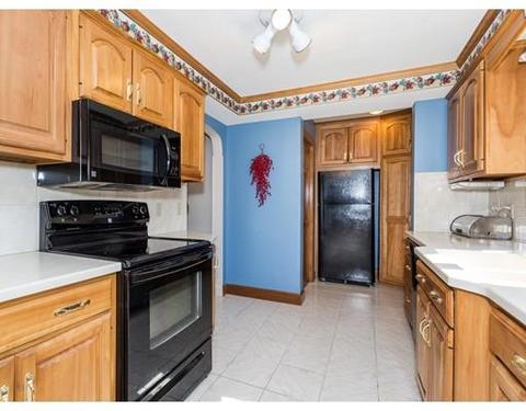 40 Oregon St, Springfield, MA 01118 photo 12