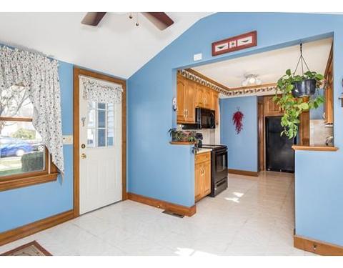 40 Oregon St, Springfield, MA 01118 photo 9