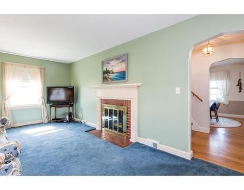 40 Oregon St, Springfield, MA 01118 photo 17