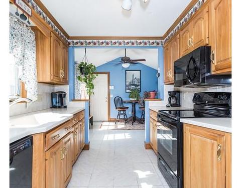 40 Oregon St, Springfield, MA 01118 photo 15