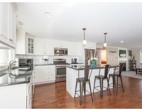 1566 Great Plain Ave, Needham, MA 02492 photo 7