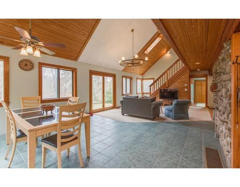 101 E Haynes Rd, Townsend, MA 01469 photo 5