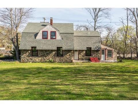 272 Lincoln St, Hingham, MA 02043 photo 2
