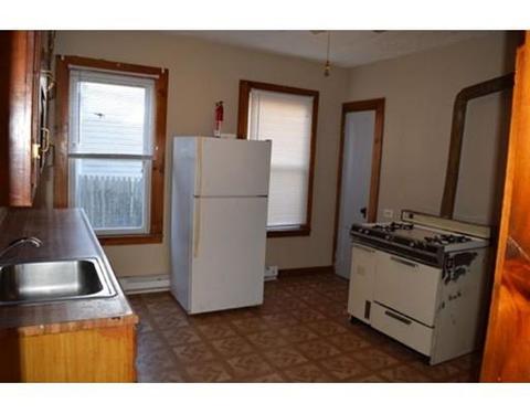 12 E Bartlett St, Westfield, MA 01085 photo 4