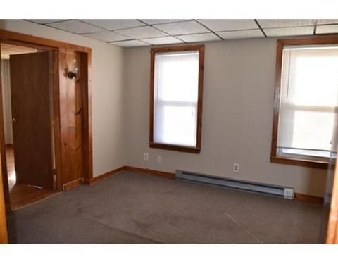 12 E Bartlett St, Westfield, MA 01085 photo 5
