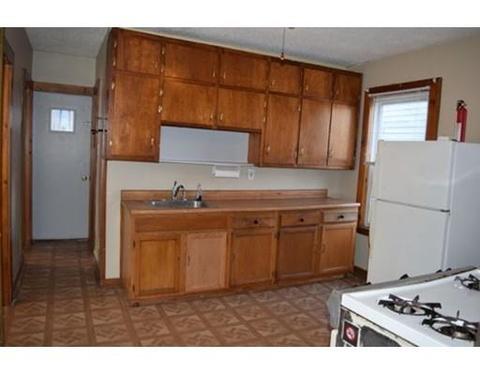 12 E Bartlett St, Westfield, MA 01085 photo 3