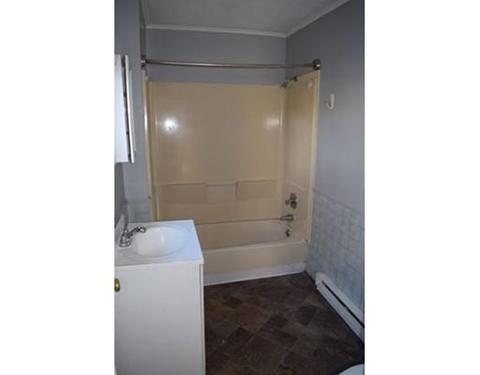 12 E Bartlett St, Westfield, MA 01085 photo 18