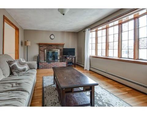 17 Thomas St, Dedham, MA 02026 photo 2